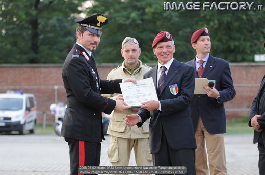 2008-07-02 Milano 0833 Sede Associazione Nazionale Paracadutisti dItalia